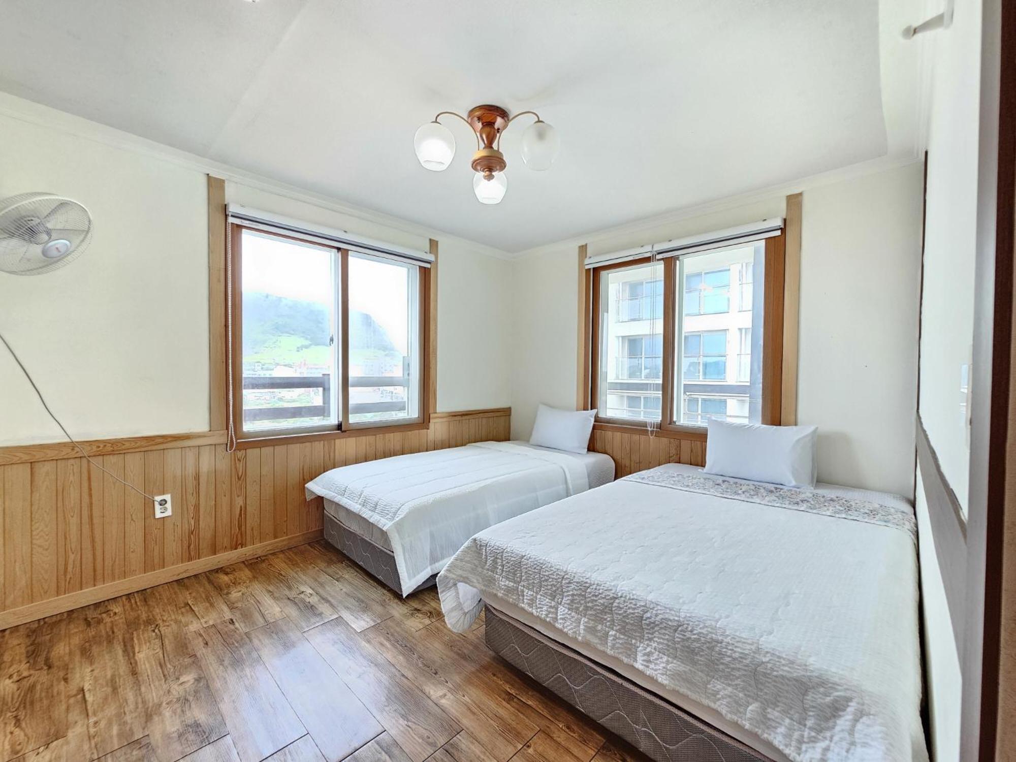 Seongsan Sunrise Pension Seogwipo Eksteriør billede